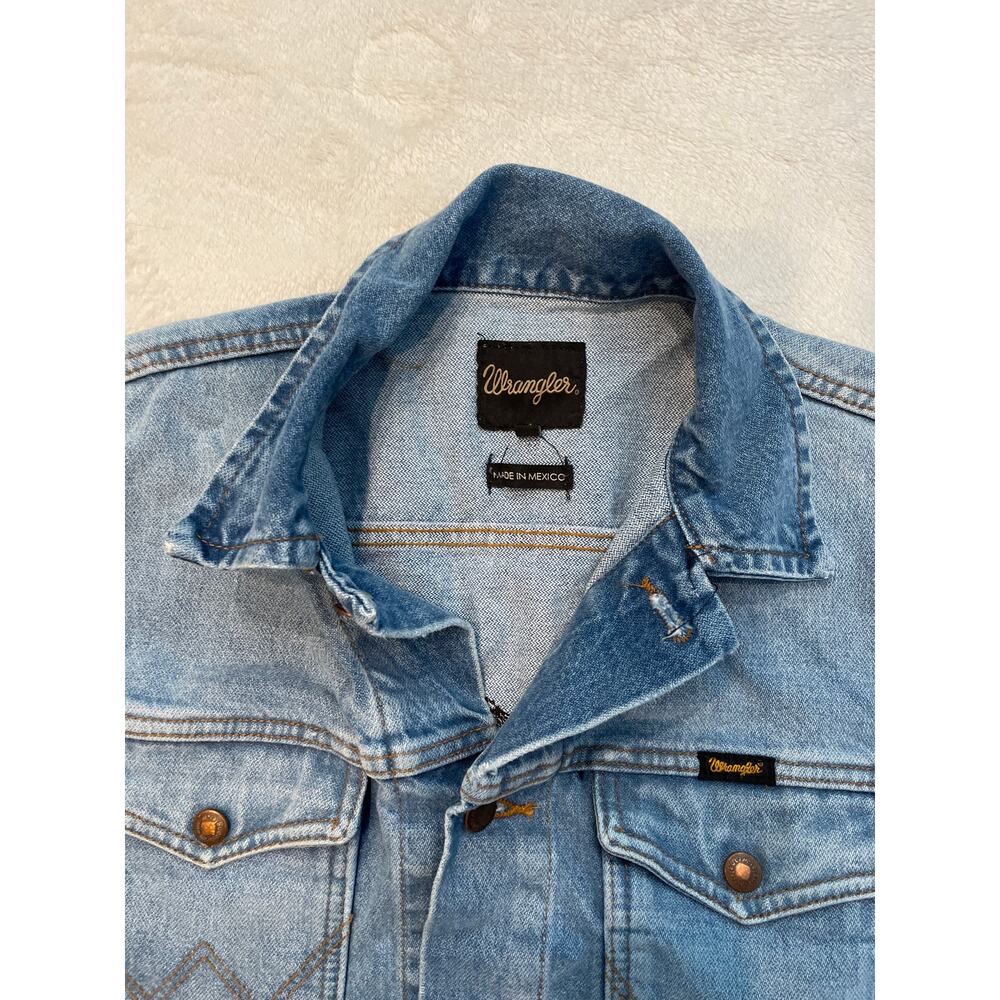 Wrangler Blue Denim Jacket with Embroidered Tiger - Picture 3 of 12